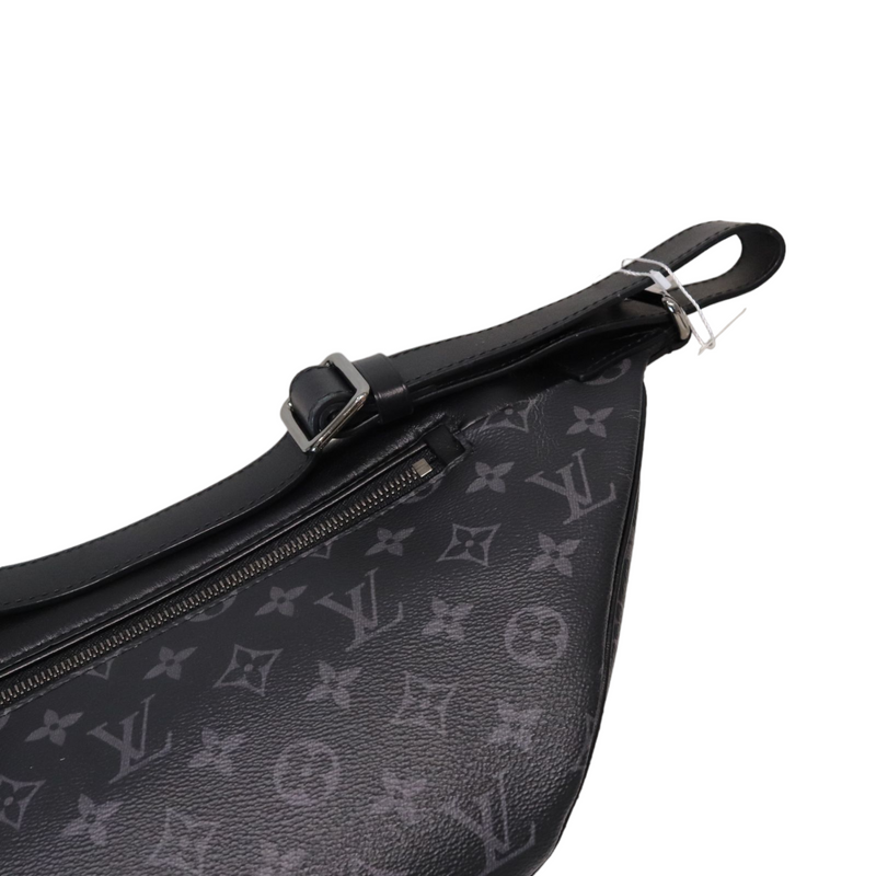 Discovery Bumbag in 2023  Bags, Louis vuitton, Monogram