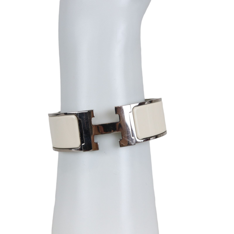 Hermes Enamel Clic Clac H Bracelet White Bag Religion