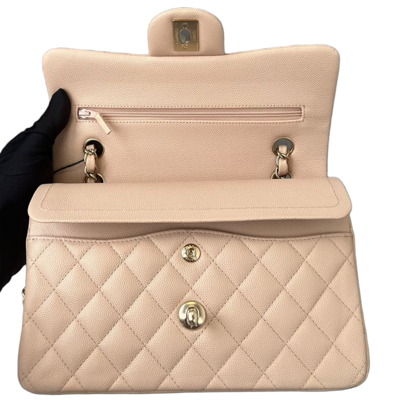 Chanel Light Pink Quilted Caviar Medium Classic Double Flap Light Gold  Hardware, 2022 Available For Immediate Sale At Sotheby's