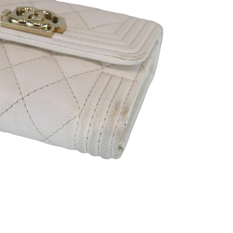 Caviar Quilted White Flap Wallet LGHW