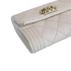 Caviar Quilted White Flap Wallet LGHW