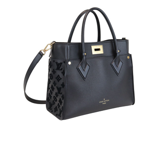 Calfskin Monogram Tufting On My Side Black