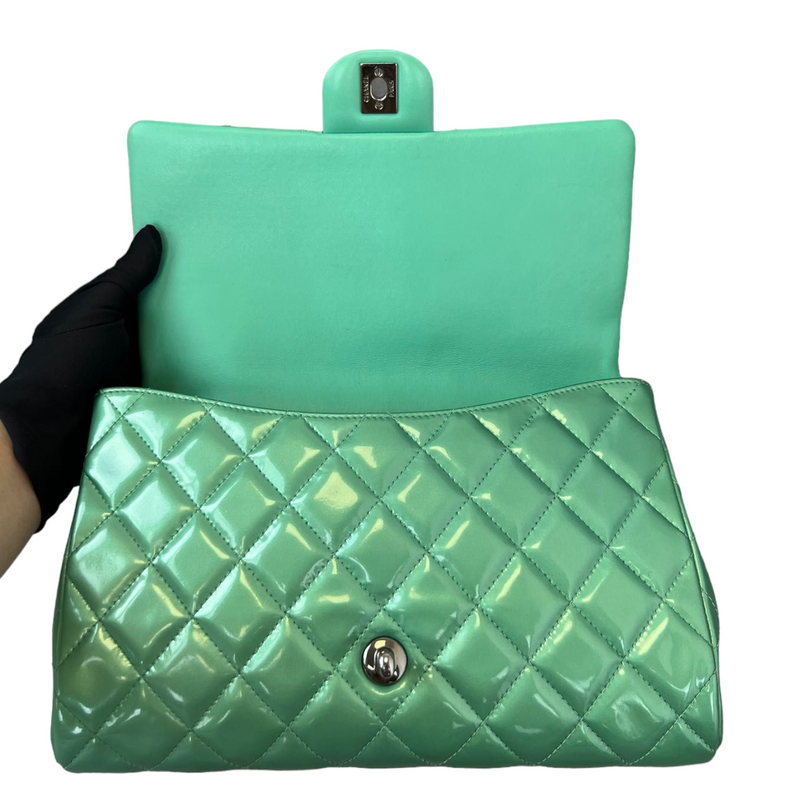 Timeless Clutch Patent Green Chain RHW