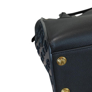 Calfskin Monogram Tufting On My Side Black