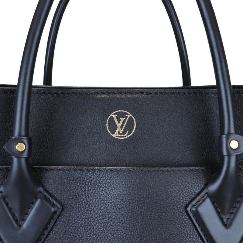 Calfskin Monogram Tufting On My Side Black