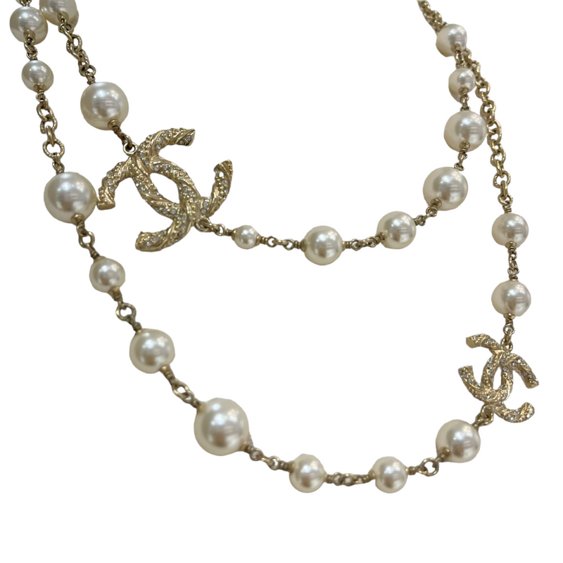 CHANEL Long Pearl Necklace Black/ Silver CC - Timeless Luxuries