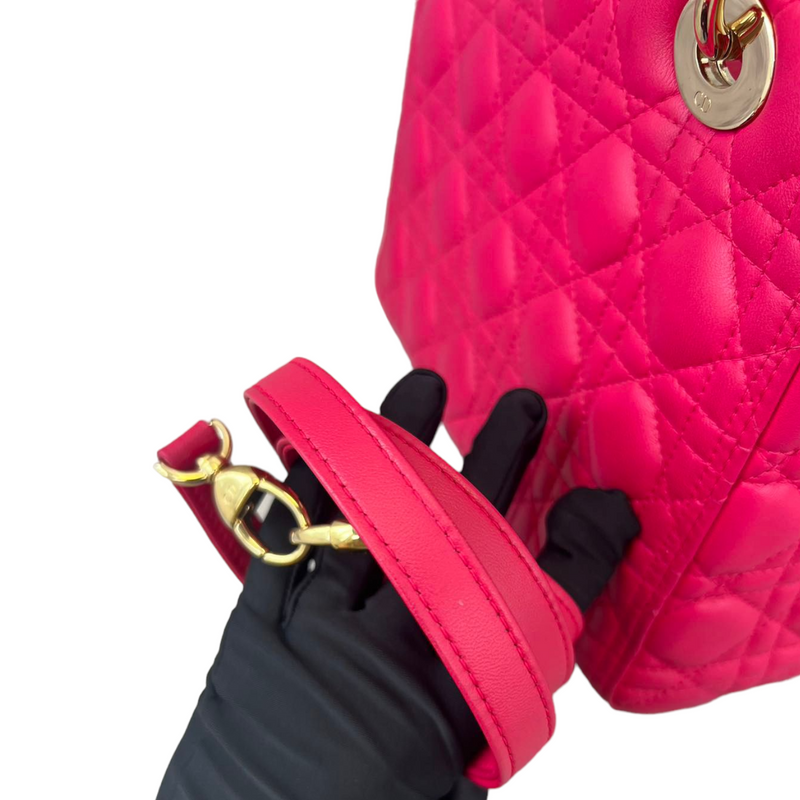 Lambskin Cannage Medium Lady Dior Pink GHW