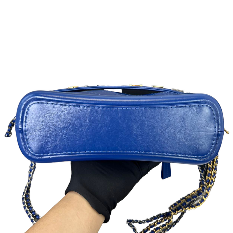 Calfskin Medium Gabrielle Hobo Blue GHW