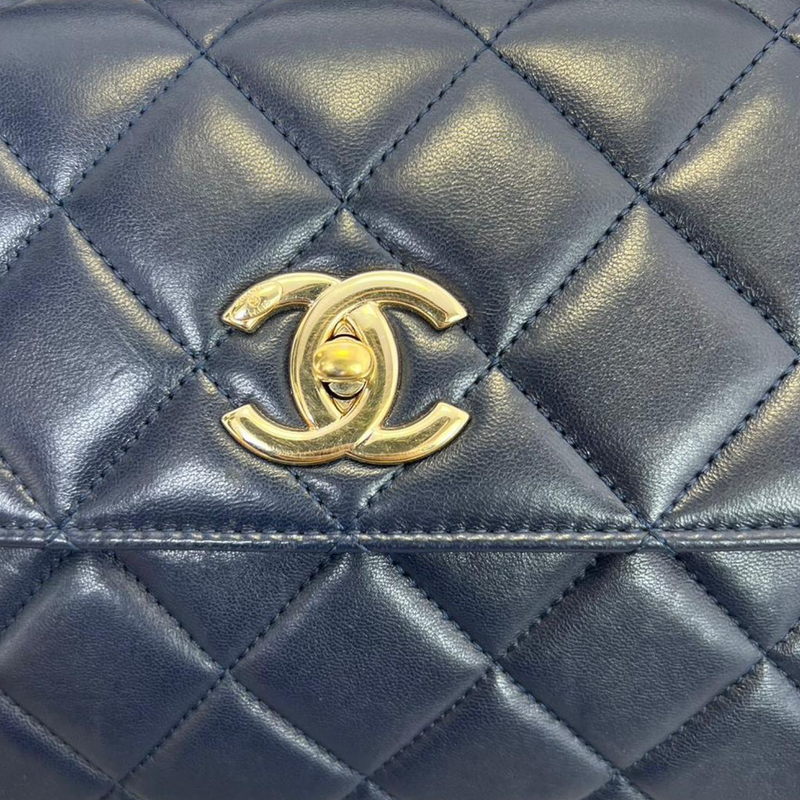 Chanel Classic Jumbo Double Flap Navy Caviar Leather, Silver hardware,  Preowned in Box - Julia Rose Boston