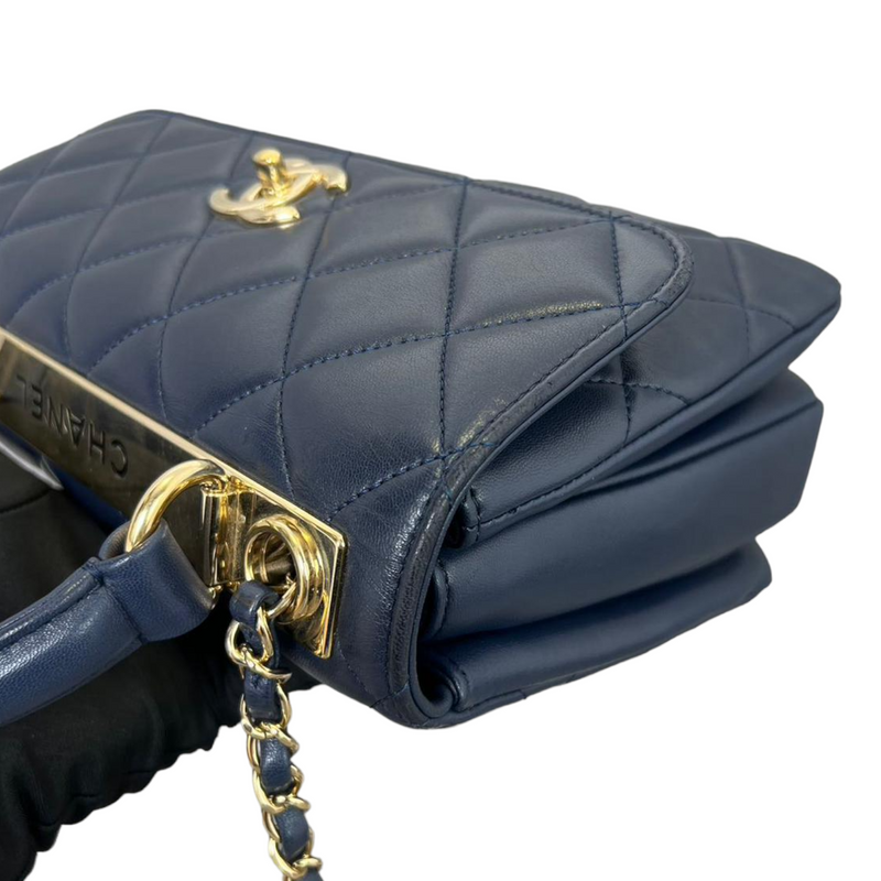 CC Blue Box Flap Medium in Grained Calfskin Quilted