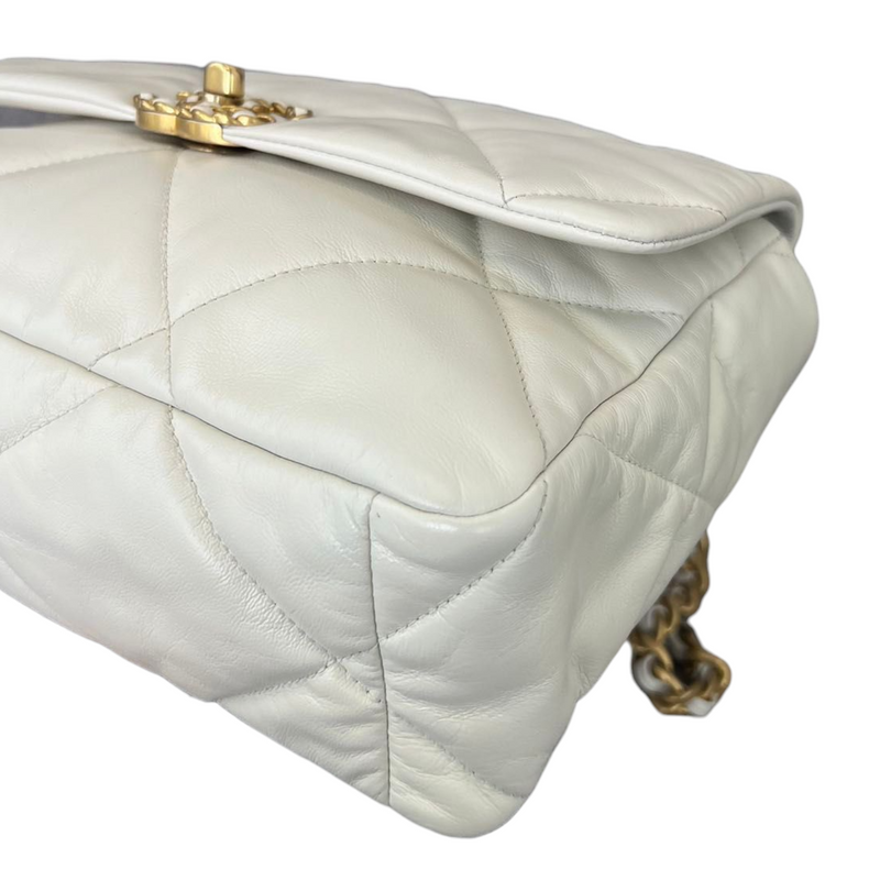 Chanel Quilted Lambskin Leather Large CHANEL19 Flap Bag Beige Mixed Metal -  Luxury In Reach