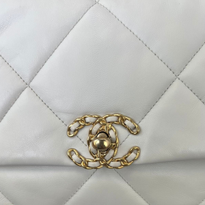 Lambskin Quilted Large Chanel 19 Flap White MHW