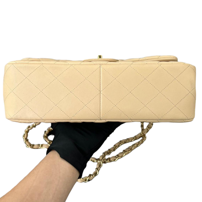 Lambskin Quilted Jumbo Double Flap Beige GHW