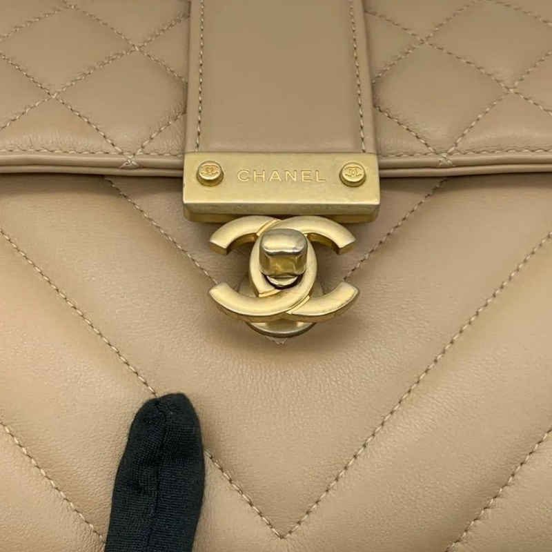 Calfskin Quilted Chevron In The City Bag Beige GHW