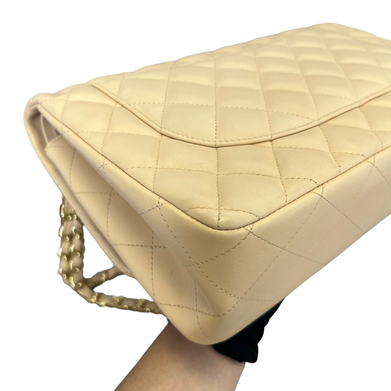 Jumbo Double Flap Beige Lambskin Quilted GHW