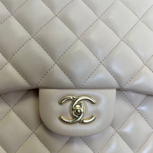 Jumbo Double Flap Beige Lambskin Quilted GHW