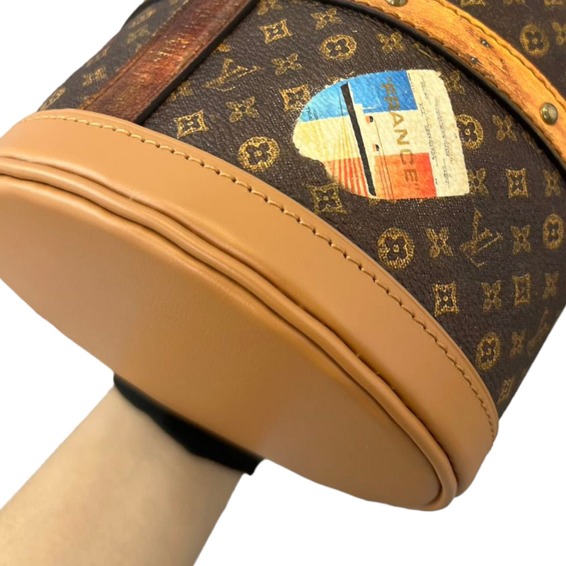 LOUIS VUITTON Reverse Monogram Hat Box 30 Round Bag 