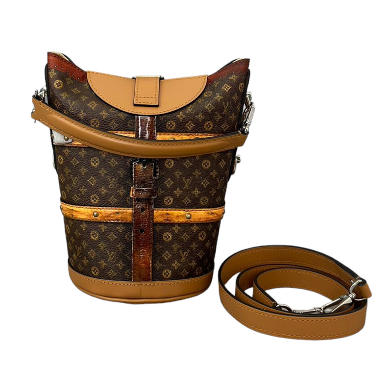 Shop Louis Vuitton Discovery 2023 SS Monogram Unisex 2WAY Leather