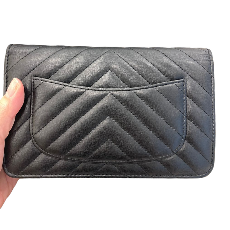 Lambskin Chevron Wallet on Chain WOC Black GHW