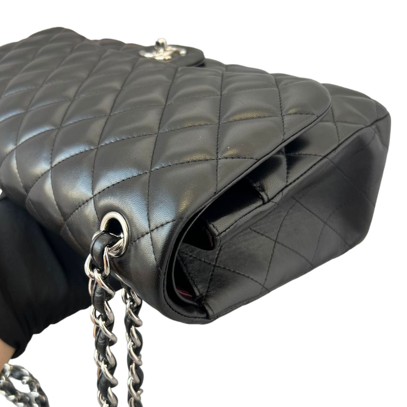 Lambskin Quilted Jumbo Classic Double Flap Black SHW