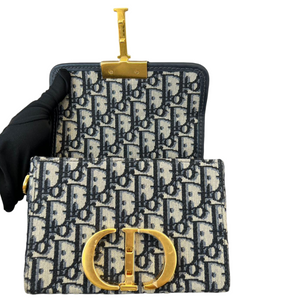 Oblique 30 Montaigne Box Bag Blue GHW