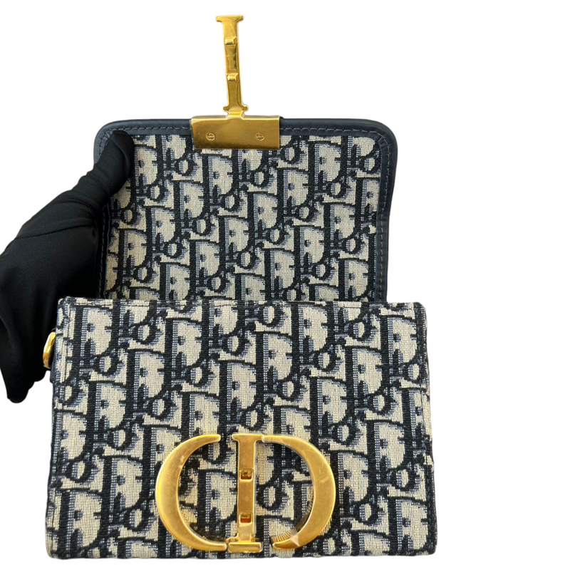 Oblique 30 Montaigne Box Bag Blue GHW