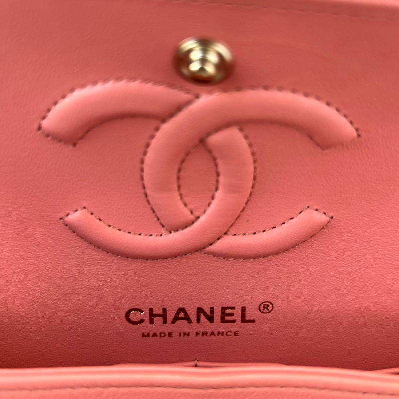 CHANEL Caviar Quilted Small CC Filigree Vanity Case Coral 224372