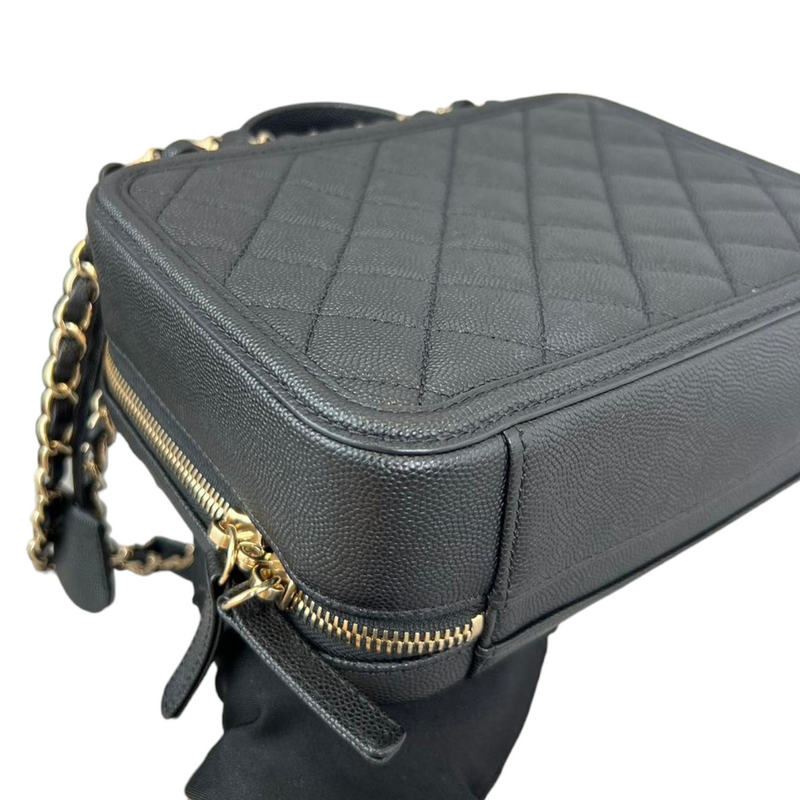 Caviar Quilted Medium CC Filigree Vanity Case Black GHW