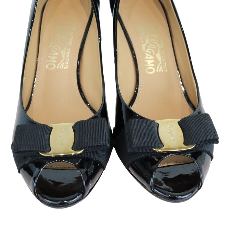 Peep Toe Shoe Patent Leather Size 7.5 Black GHW