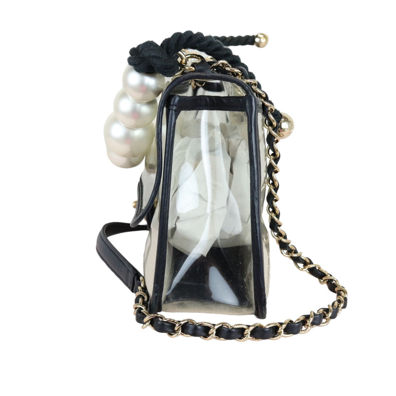 "Sand by the Sea" Runway Pearl Handle Sand Black PVC