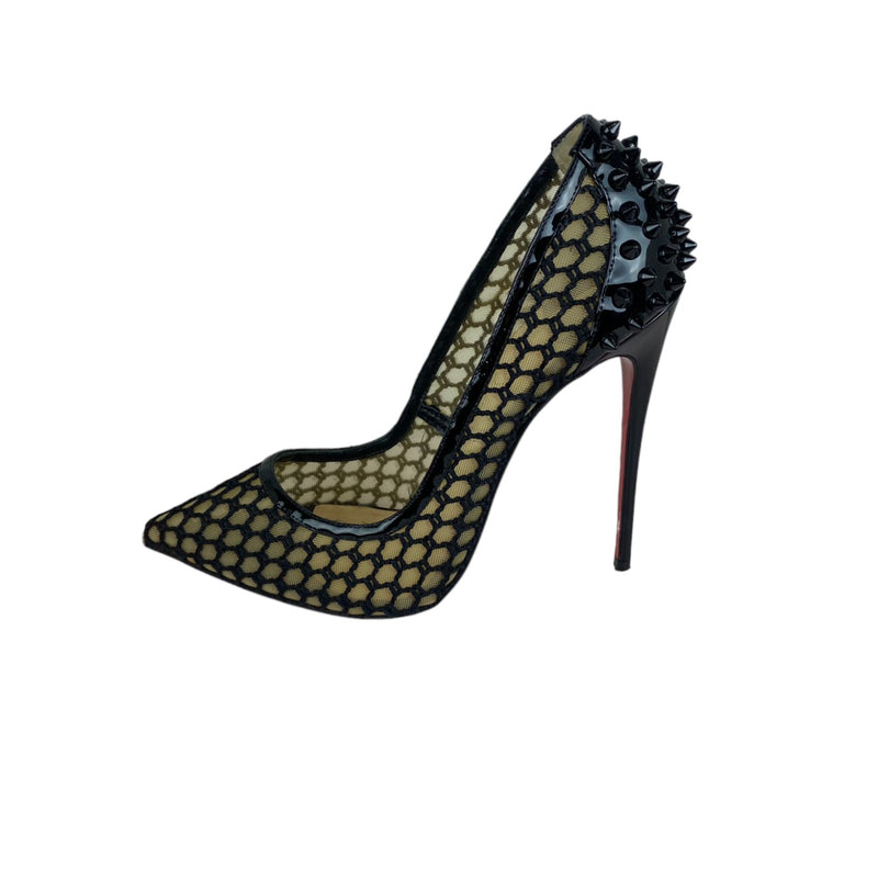 Guni Spiked Perforated 100 Pumps Black Size 39