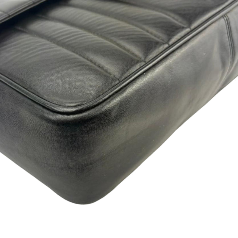 Jumbo XL Flap Lambskin Quilted Black GHW