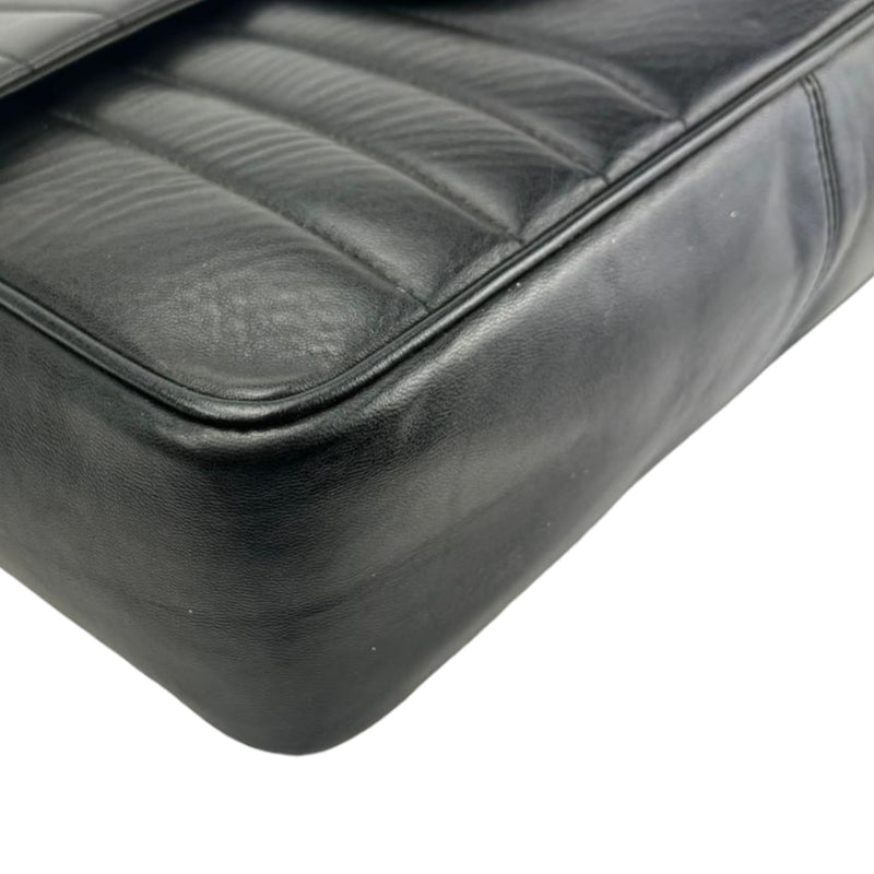 Jumbo XL Flap Lambskin Quilted Black GHW