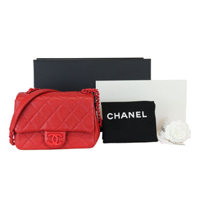 Incognito Square Flap Mini Caviar Quilted Red