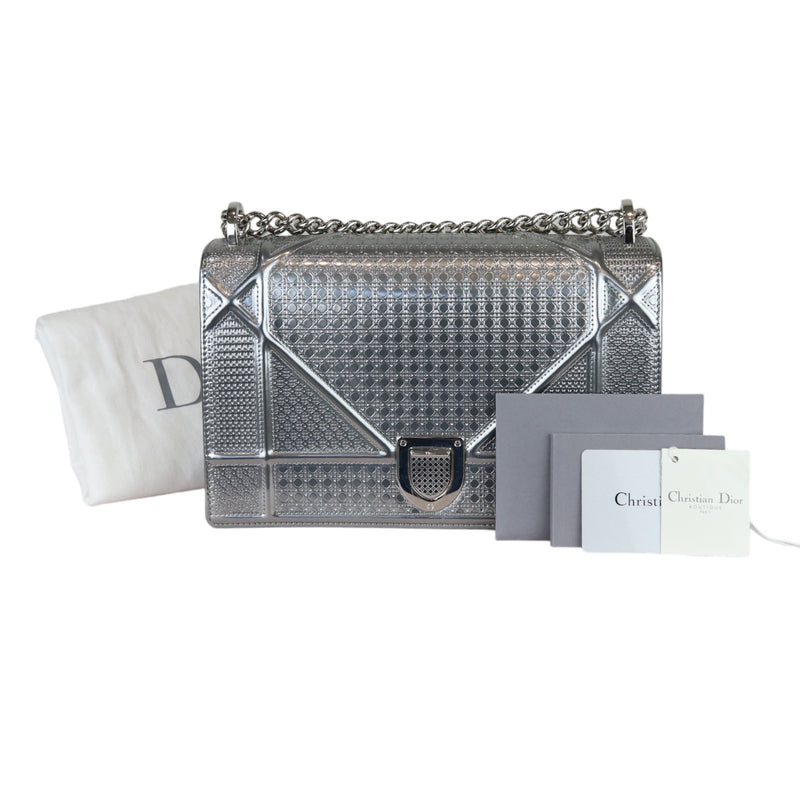 Diorama Flap Medium Metallic Patent Silver SHW