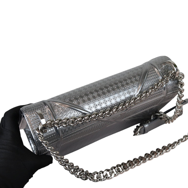 Diorama Flap Medium Metallic Patent Silver SHW