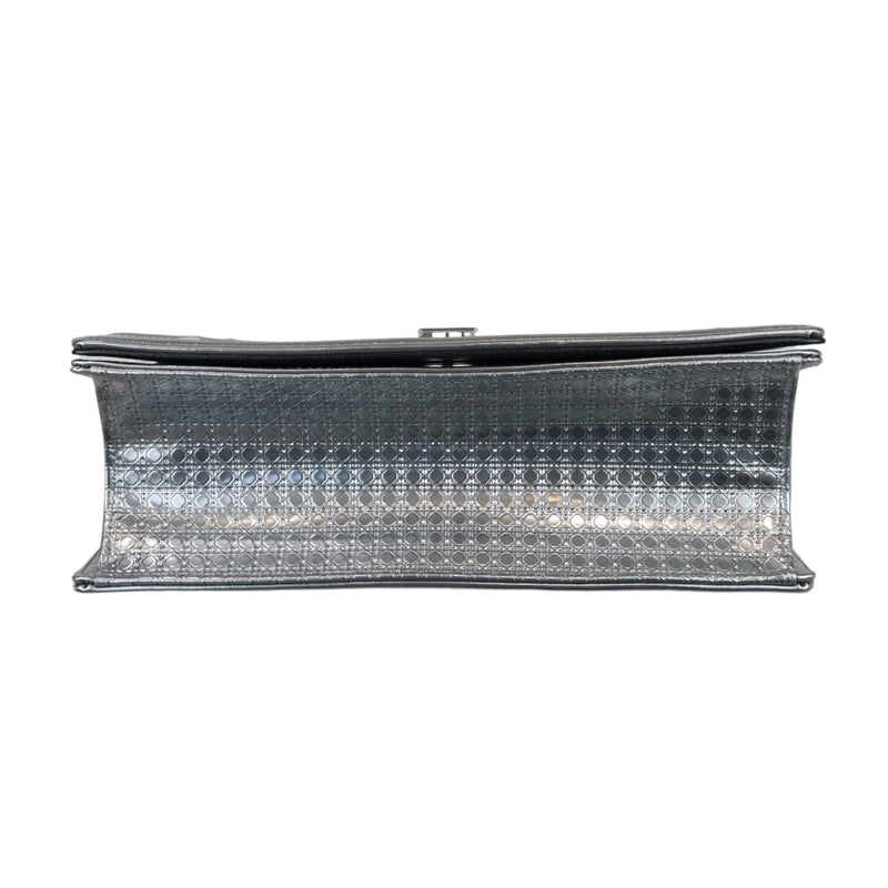 Diorama Flap Medium Metallic Patent Silver SHW
