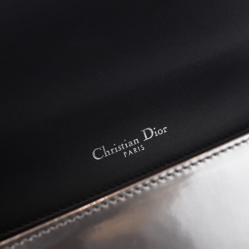 Diorama Flap Medium Metallic Patent Silver SHW