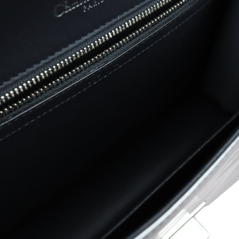 Diorama Flap Medium Metallic Patent Silver SHW