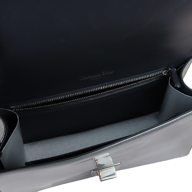 Diorama Flap Medium Metallic Patent Silver SHW