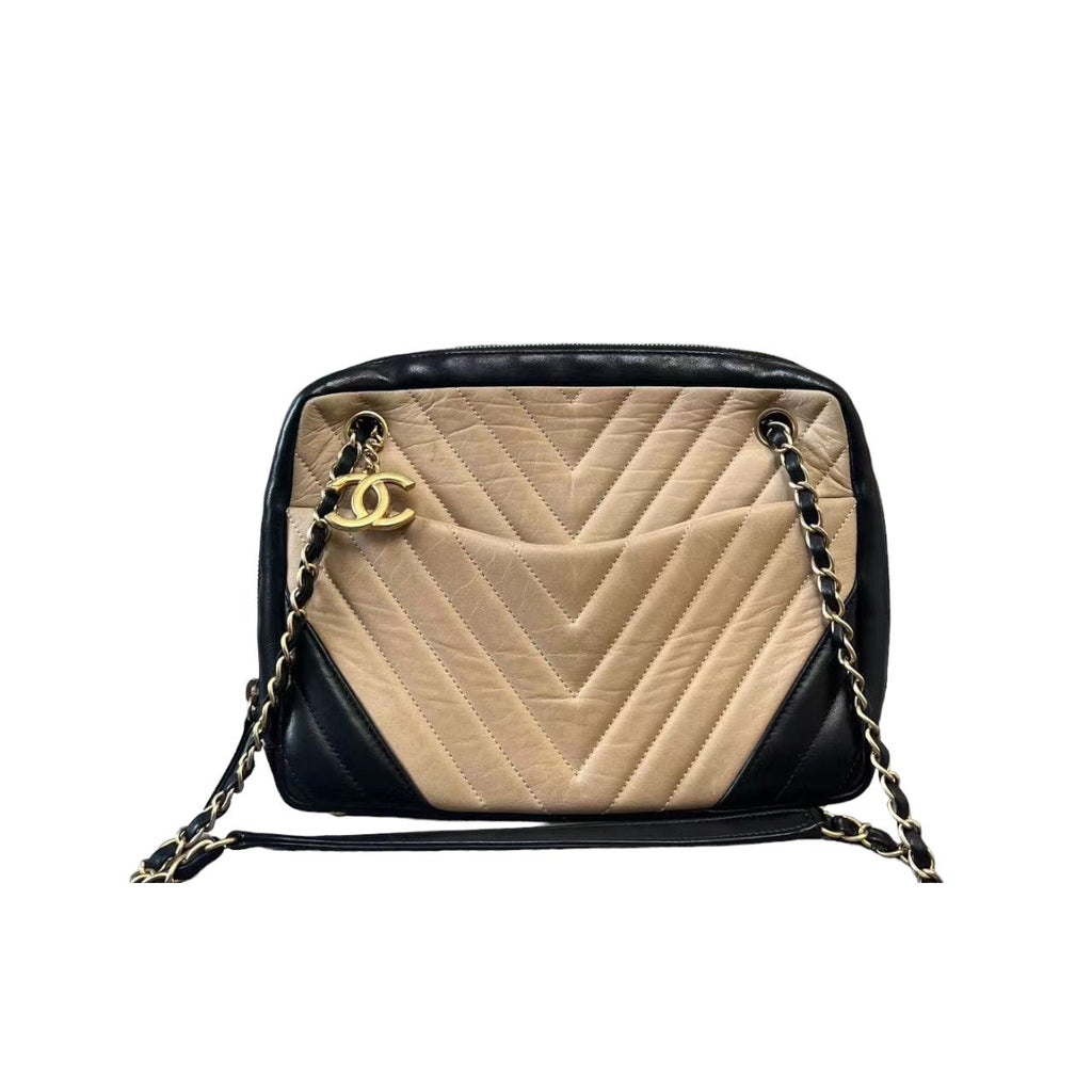 Camera Bag Lambskin Chevron Beige Black GHW