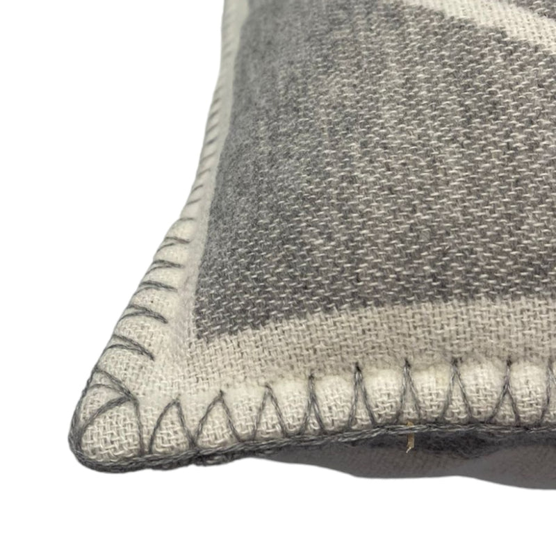 CC Pillow Merino Wool Cashmere Grey Off White
