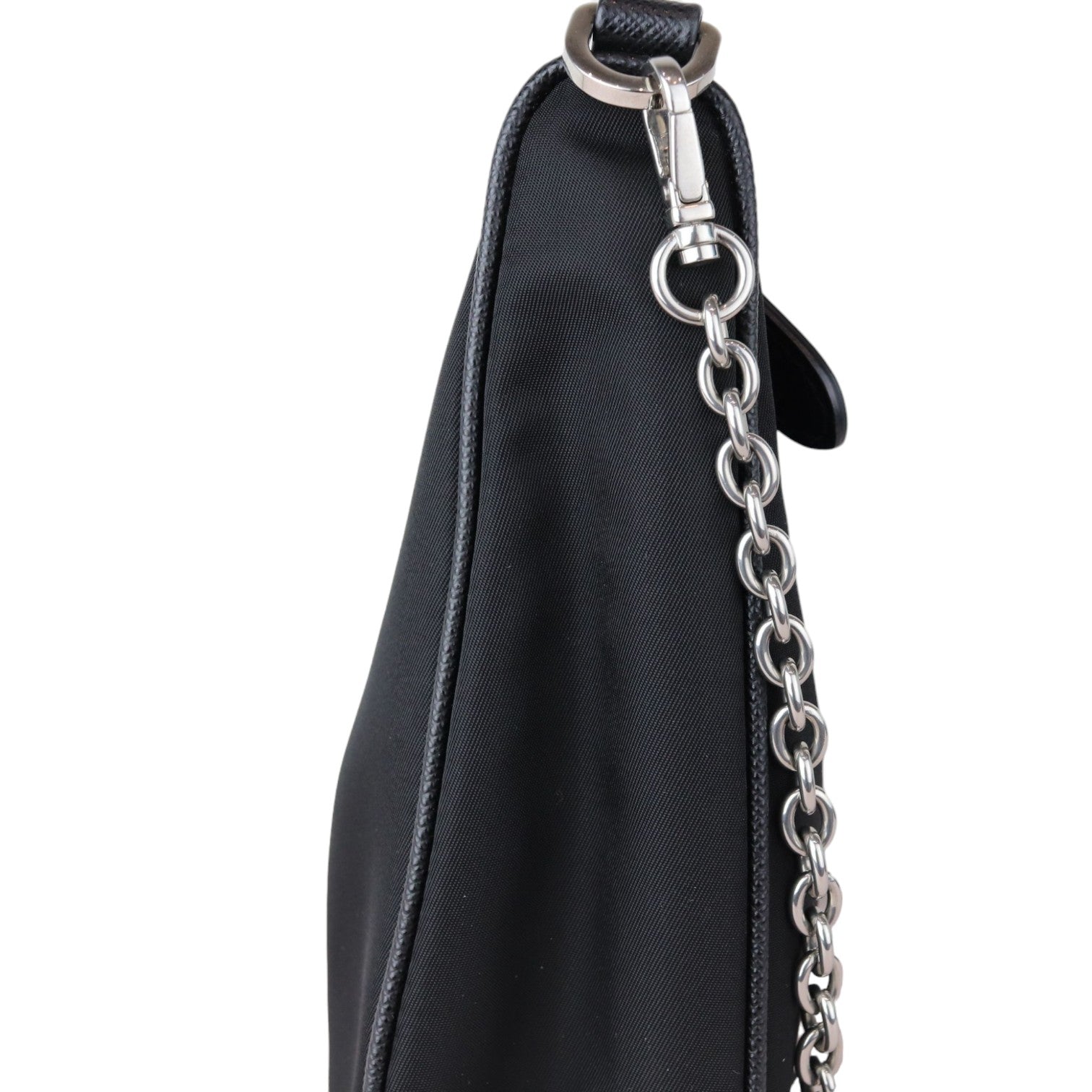 Prada Nylon Re-Edition 2005 Shoulder Bag Black SHW – Bag Religion Prada Nylon Re-Edition 2005 Shoulder Bag Black SHW – Bag Religion