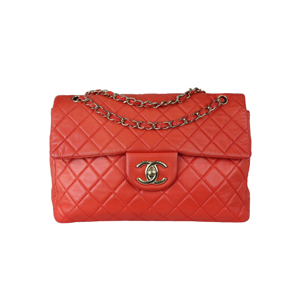 Classic Flap Maxi Lambskin Quilted Coral GHW