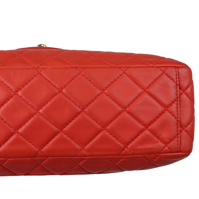 Classic Flap Maxi Lambskin Quilted Coral GHW