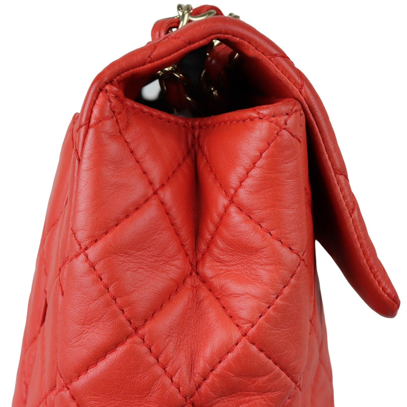 Classic Flap Maxi Lambskin Quilted Coral GHW