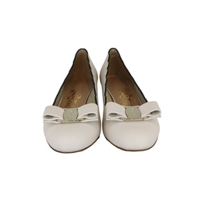 Vara Bow Shell Pumps Calfskin White Size 7 GHW