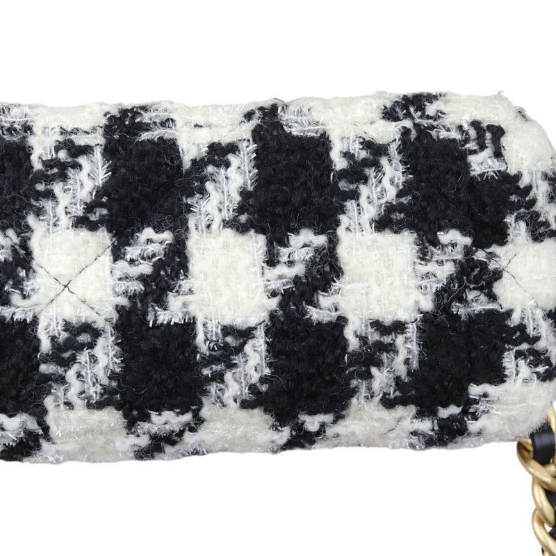 19 Flap Small Tweed Quilted Black Ecru White MHW