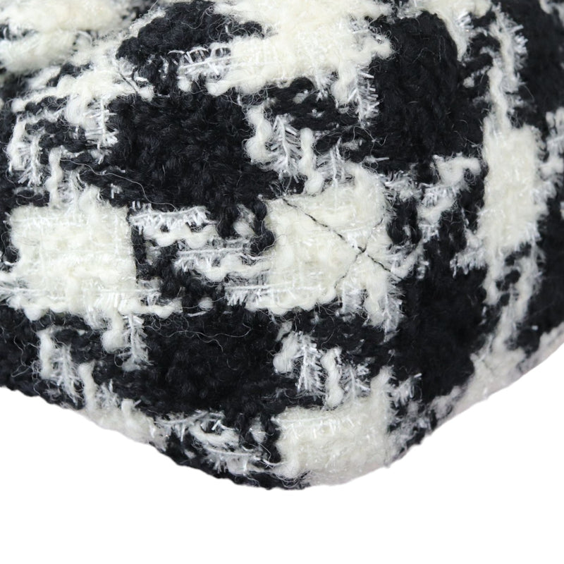 19 Flap Small Tweed Quilted Black Ecru White MHW