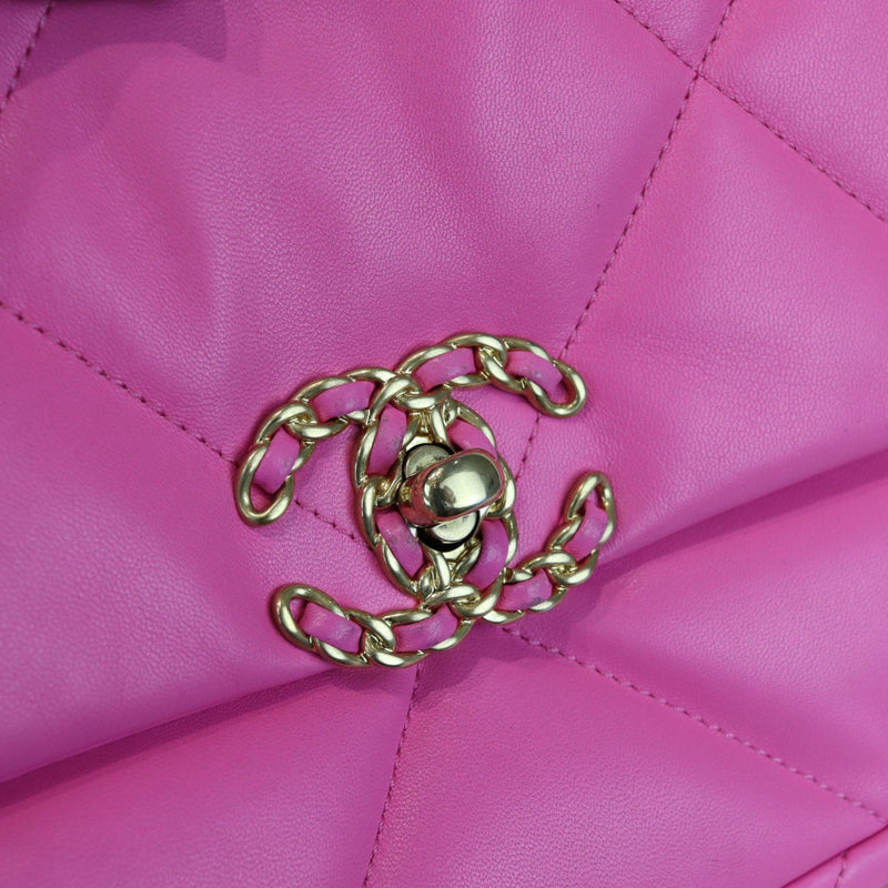 19 Flap Small Lambskin Quilted Pink MHW
